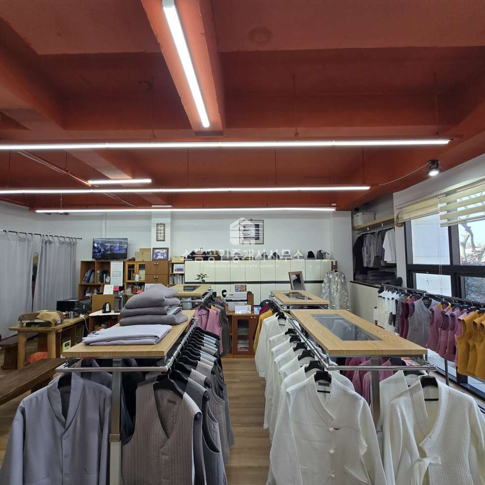 제주 제주시 이도이동 이도이동.학생문화원맞은편.1층상가.외관깔끔.판매점추천 연세 매물번호 11038 사진 2