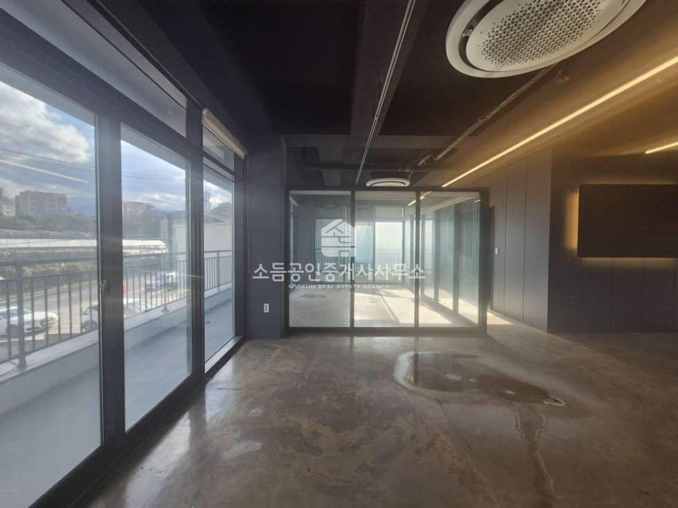 제주 제주시 오라삼동 [B]오라삼동/연삼로인근/2층/사무실추천/기본인테리어완비/권리금없음/공실 연세 매물번호 11049 사진 2