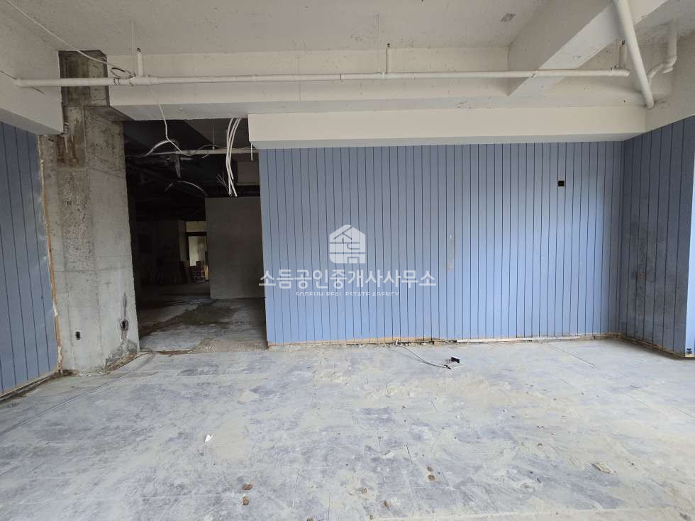 제주 제주시 노형동 마빌딩동 B노형동 횡단보도2개낀 사거리 코너 입지. 프랜차이즈 점포 추천 연세 매물번호 11210 사진 4