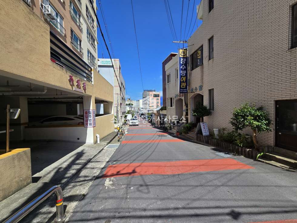 제주 제주시 이도일동 B이도일동.칼호텔사거리 대도로변 사무실 및 피부관리 특화자리 기본인테리어 완비 연세 매물번호 11220 사진 2
